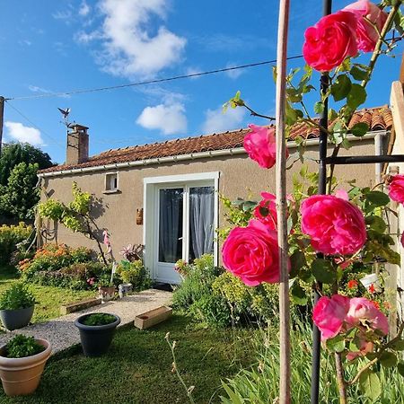 Bed and Breakfast Brigitte Et Franck à Triaize Extérieur photo