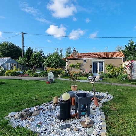 Bed and Breakfast Brigitte Et Franck à Triaize Extérieur photo